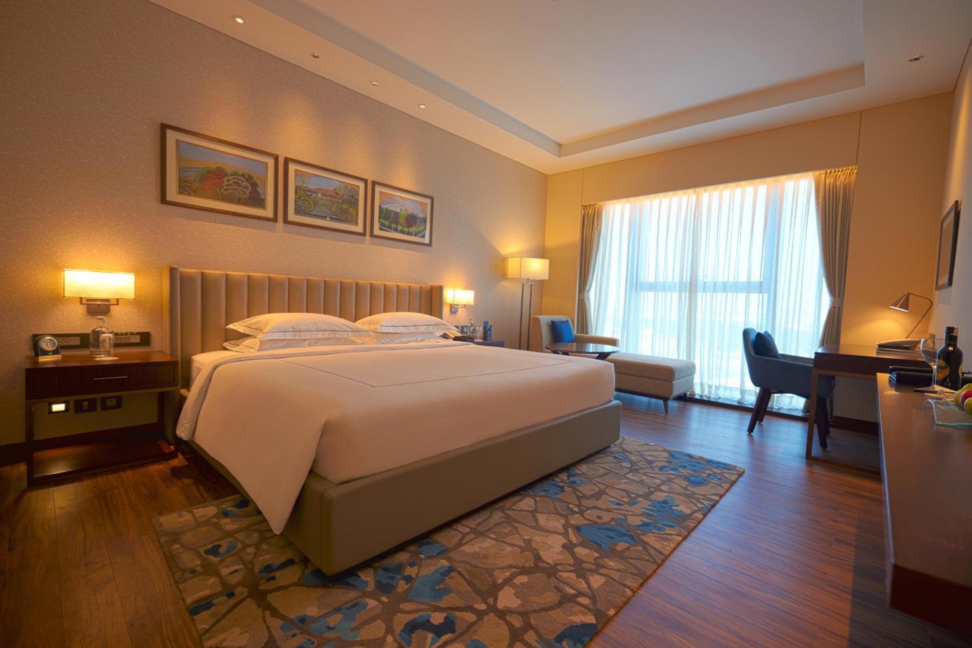 Taj Bangalore Devanahalli Exterior foto Deluxe Room